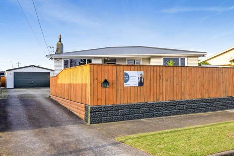 Photo of property in 6 Scott Street, Hawera, 4610