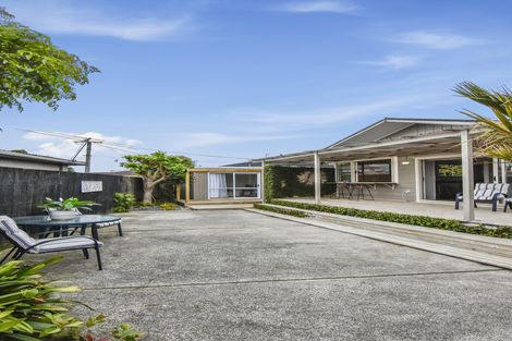 Photo of property in 100 Fitzroy Street, Papatoetoe, Auckland, 2104