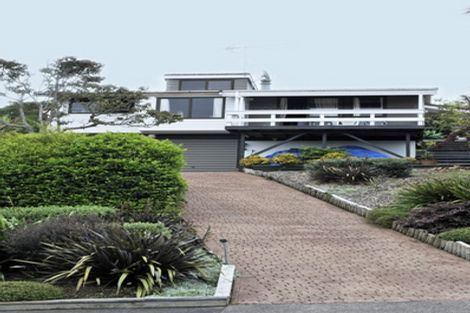 Photo of property in 19 Miraka Place, Birkenhead, Auckland, 0626