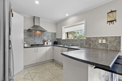 Photo of property in 92a Alfriston Road, Manurewa, Auckland, 2105