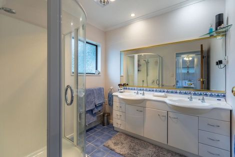 Photo of property in 64 Hetley Crescent, Taradale, Napier, 4112