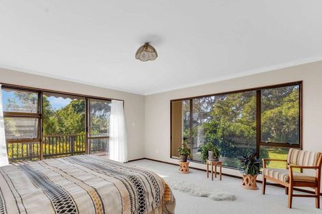 Photo of property in 27 Donnelly Street, Oakura, 4314