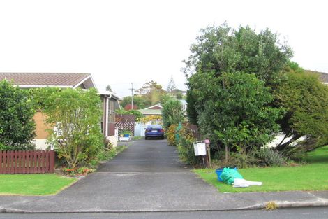 Photo of property in 9b Thorburn Avenue, Red Beach, 0932