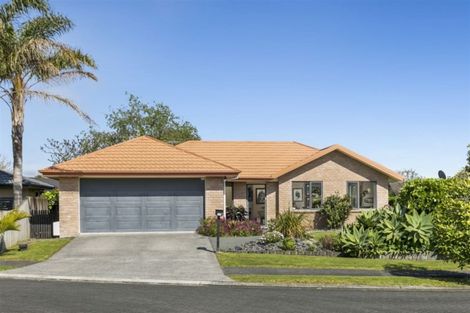 Photo of property in 9 Piriti Drive, Te Atatu Peninsula, Auckland, 0610