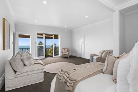 Photo of property in 26 Thompson Road, Bluff Hill, Napier, 4110
