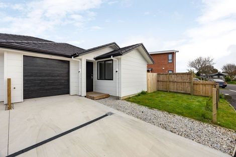 Photo of property in 32u1 Ross Crescent, Fairfield, Hamilton, 3214