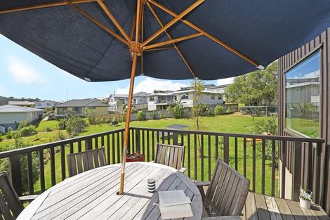 Photo of property in 5 Jade River Place, Warkworth, 0910