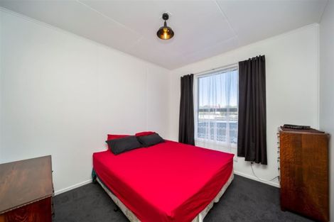 Photo of property in 154 Miranda Street, Stratford, 4332