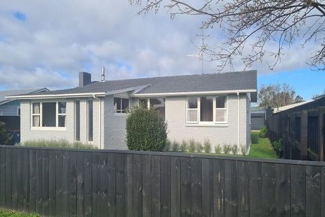 Photo of property in 64 Brandon Street, Featherston, 5710