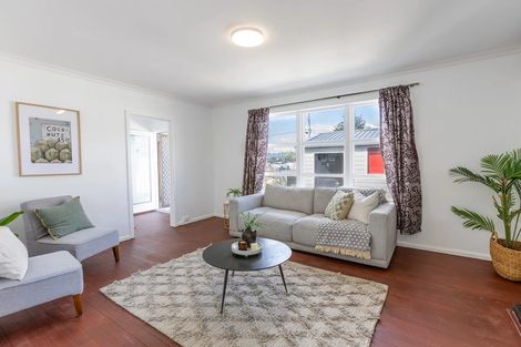 Photo of property in 27 Gilray Avenue, Maraenui, Napier, 4110