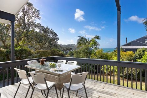 Photo of property in 31 Ocean View Road, Hatfields Beach, Orewa, 0931