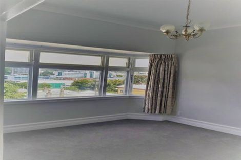 Photo of property in 126 Wallace Street, Mount Cook, Wellington, 6021