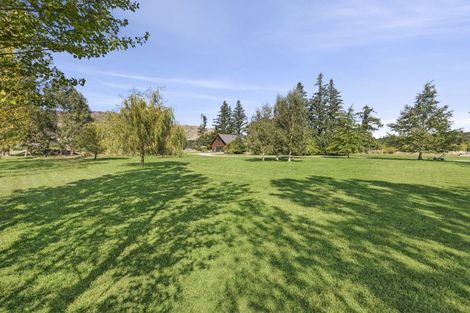 Photo of property in 30 Paterson Drive, Hawea Flat, Lake Hawea, 9382