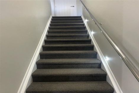 Photo of property in 1/2 Cameron Street, Papakura, 2110