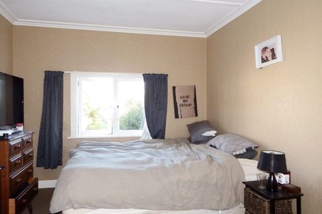Photo of property in 25 Hunia Street, Marton, 4710