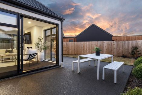 Photo of property in 100 Wairakei Road, Bryndwr, Christchurch, 8052