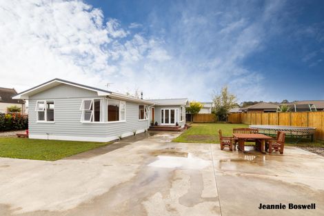 Photo of property in 79 James Line, Kelvin Grove, Palmerston North, 4414
