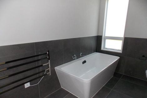 Photo of property in 12/6u Bushland Grove, Paparangi, Wellington, 6037