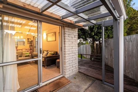 Photo of property in 89a/8 Royal Road, Massey, Auckland, 0614