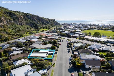 Photo of property in 14 Whitfield Street, Sumner, Christchurch, 8081