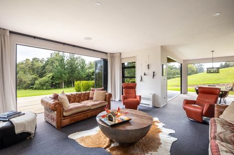 Photo of property in 80a Henwood Road, Paraite, New Plymouth, 4372