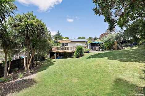 Photo of property in 43 Holt Avenue, Torbay, Auckland, 0630