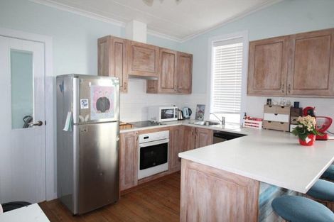 Photo of property in 63 Wallace Street, Grasmere, Invercargill, 9810