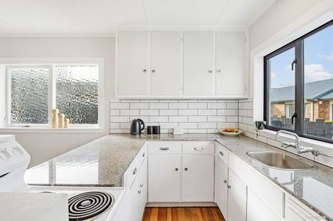 Photo of property in 5 Mason Avenue, Pukekohe, 2120