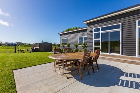 Photo of property in 100 Lindsay Road, Waipukurau, 4283