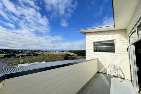 Photo of property in 50a Signal Street, Foxton Beach, Foxton, 4815