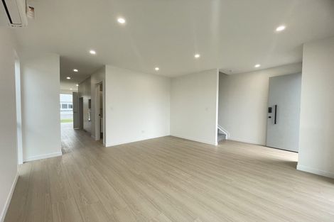 Photo of property in 6 Yellow Pear Lane, Karaka, 2578