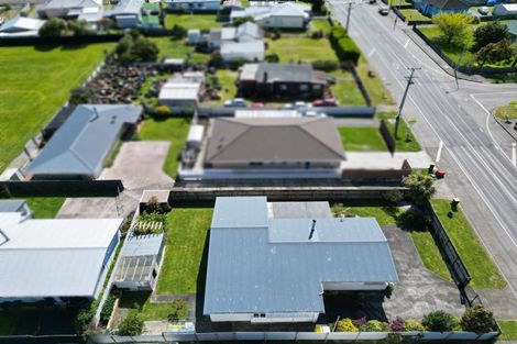 Photo of property in 18 Johnston Street, Foxton, 4814