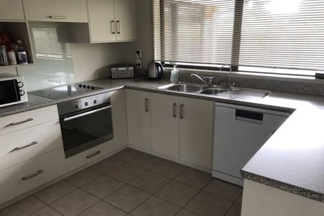 Photo of property in 6a Paterson Avenue, Pukekohe, 2120