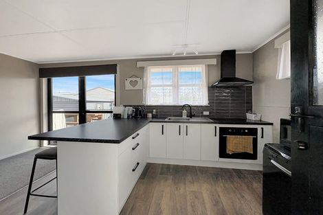 Photo of property in 12 Durham Road, Springvale, Whanganui, 4501