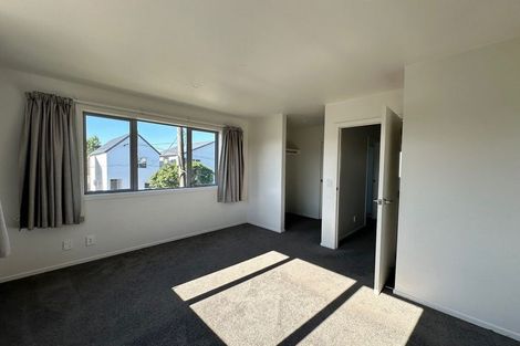 Photo of property in 30 Barber Grove, Moera, Lower Hutt, 5010