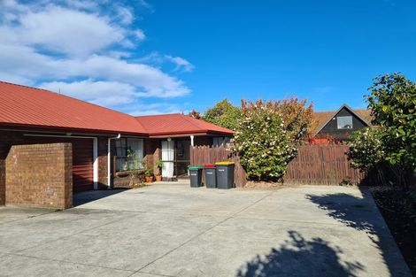 Photo of property in 3 Greystoke Lane, Avonhead, Christchurch, 8042