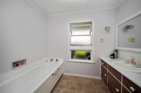 Photo of property in 36 Ariel Street, Stratford, 4332