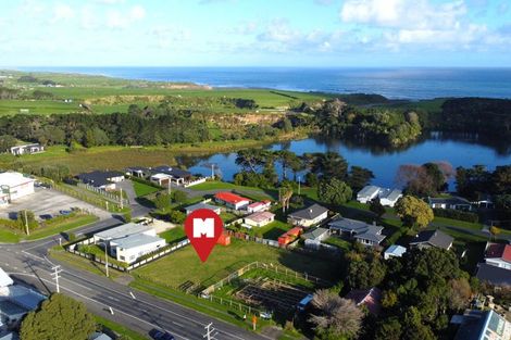 Photo of property in 8 Tasman Street, Opunake, 4616