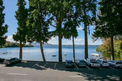 Photo of property in 2/870 Acacia Bay Road, Acacia Bay, Taupo, 3330