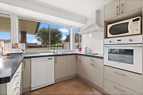 Photo of property in 40 Karo Street, Ruakaka, 0116