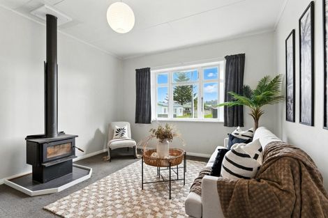 Photo of property in 9 Sydney Place, Whanganui, 4500