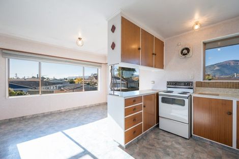 Photo of property in 2 Balmoral Place, Stoke, Nelson, 7011