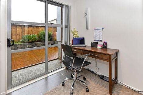 Photo of property in 12 Matuhi Grove, Papatoetoe, Auckland, 2025
