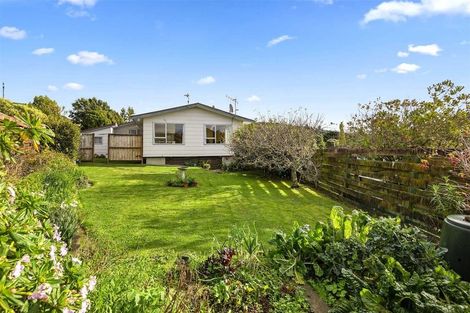Photo of property in 24 Hicks Close, Whitby, Porirua, 5024