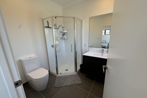 Photo of property in 76 Clark Road, Hobsonville, Auckland, 0616