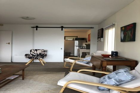 Photo of property in 11/4f Claremont Grove, Mount Victoria, Wellington, 6011