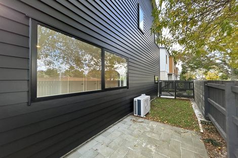 Photo of property in 41 Whati Lane, Henderson, Auckland, 0612