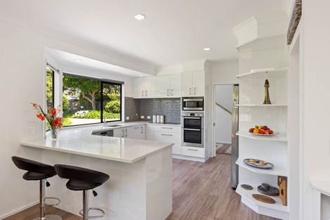 Photo of property in 30 Awanui Drive, Waikanae, 5036