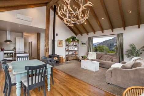 Photo of property in 10 Morning Star Terrace, Arthurs Point, Queenstown, 9371