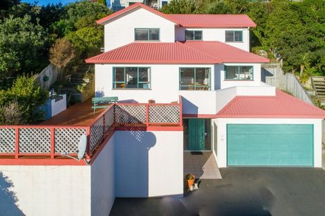 Photo of property in 83f2 Townsend Road, Miramar, Wellington, 6022